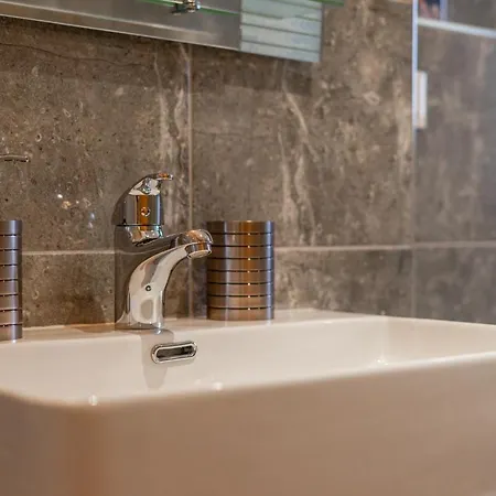 Massimo Apartament *